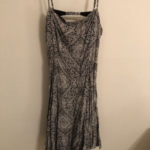 Silence and Noise Summer Dress with Open Back